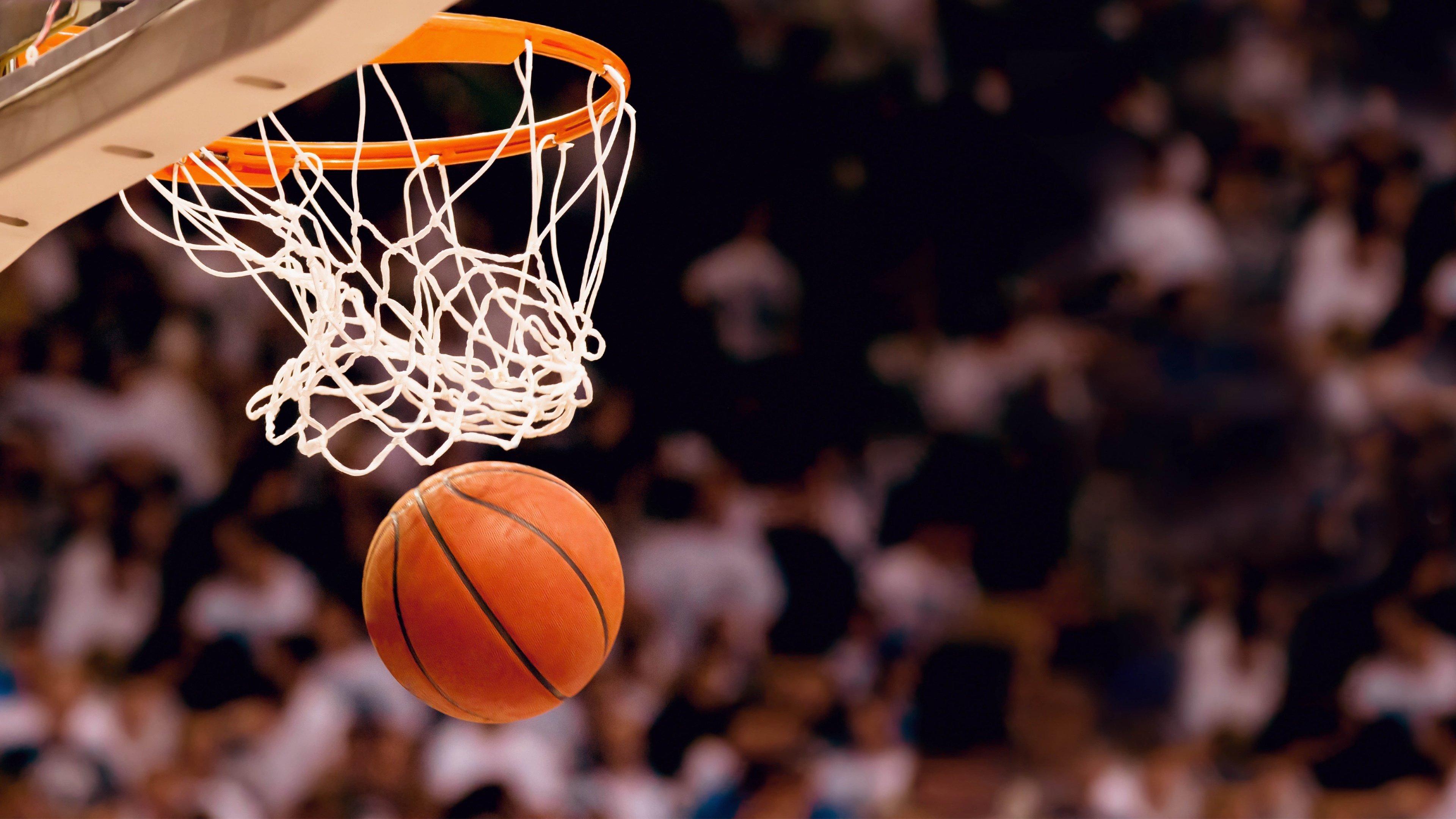 当詹姆斯打到45岁，他将如何改写NBA的年龄界限？