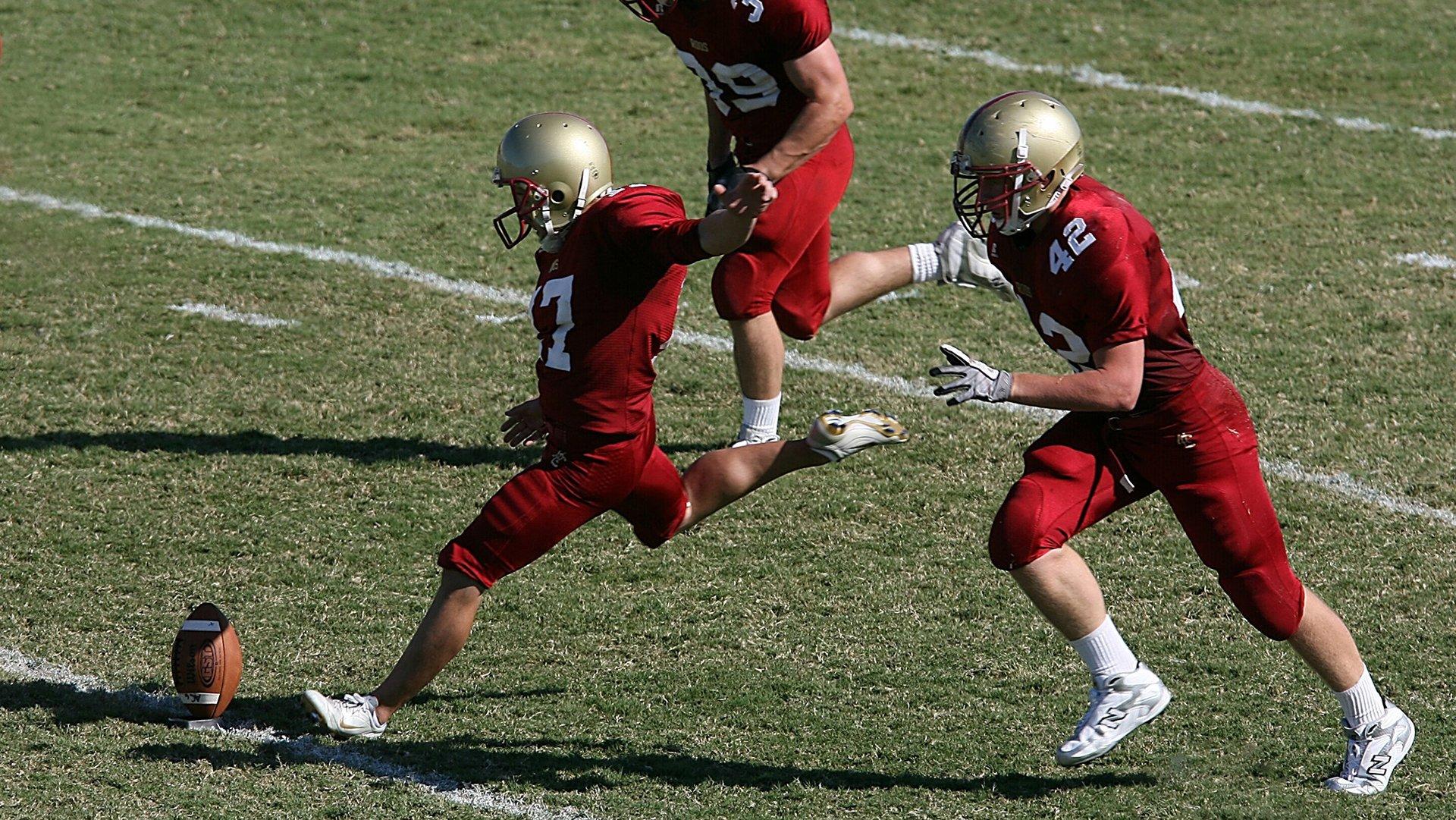 范志毅直言别勉强看国足引热议，中国足球如何重获球迷信心？