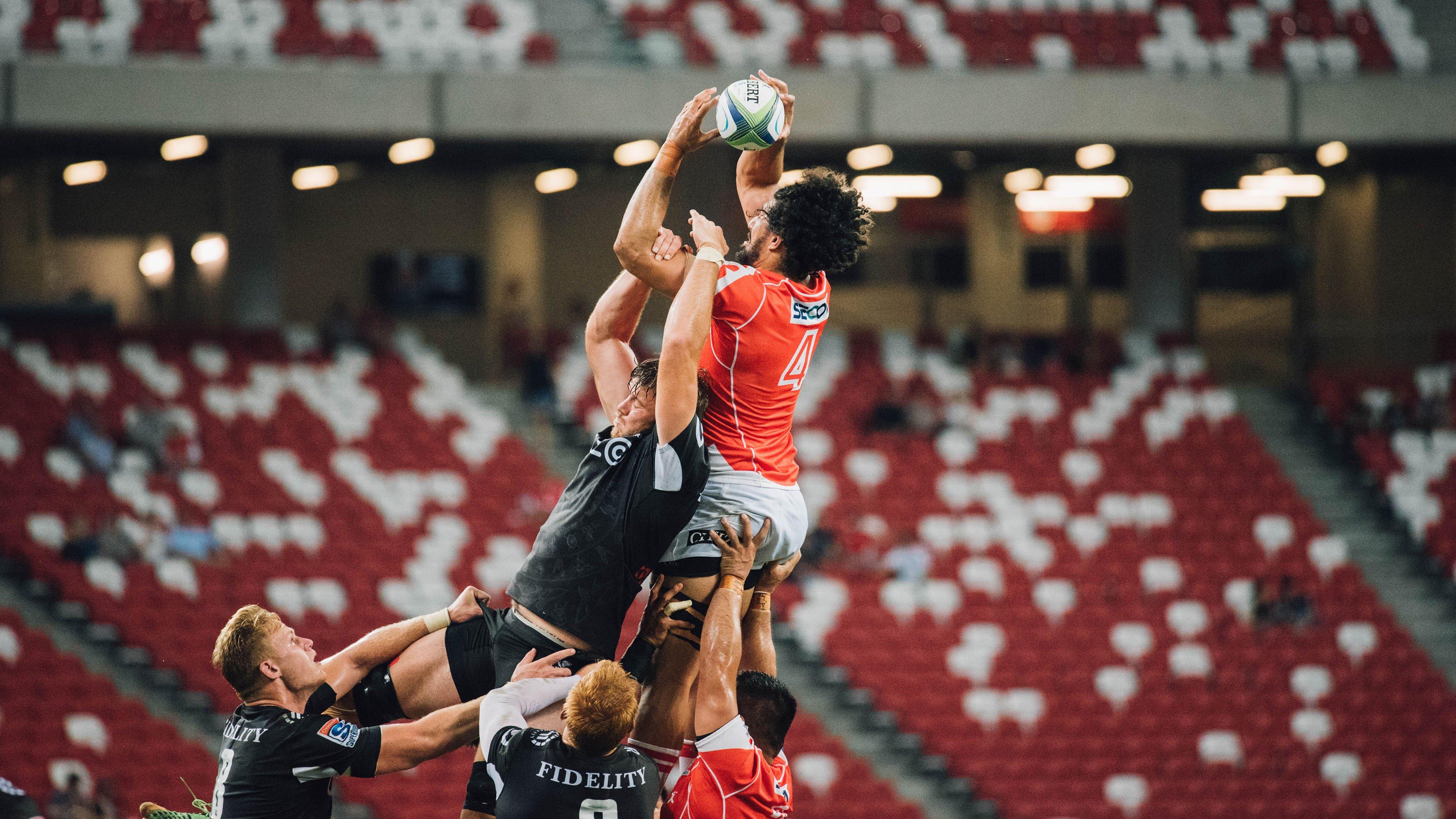 狼队深陷泥潭，15轮不胜，降级阴影笼罩莫利纽克斯